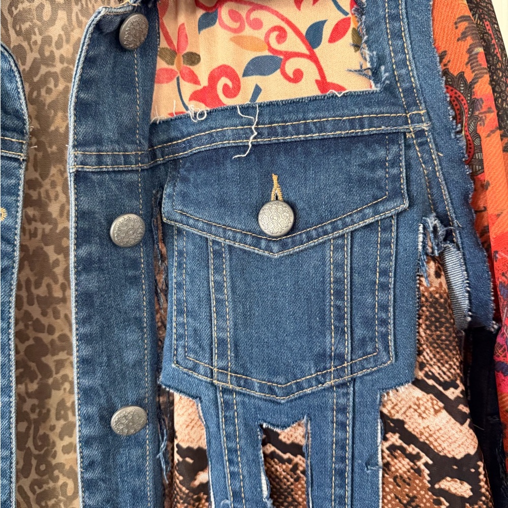 John Mark Point Collar Multi Print Patch Denim Ja… - image 8